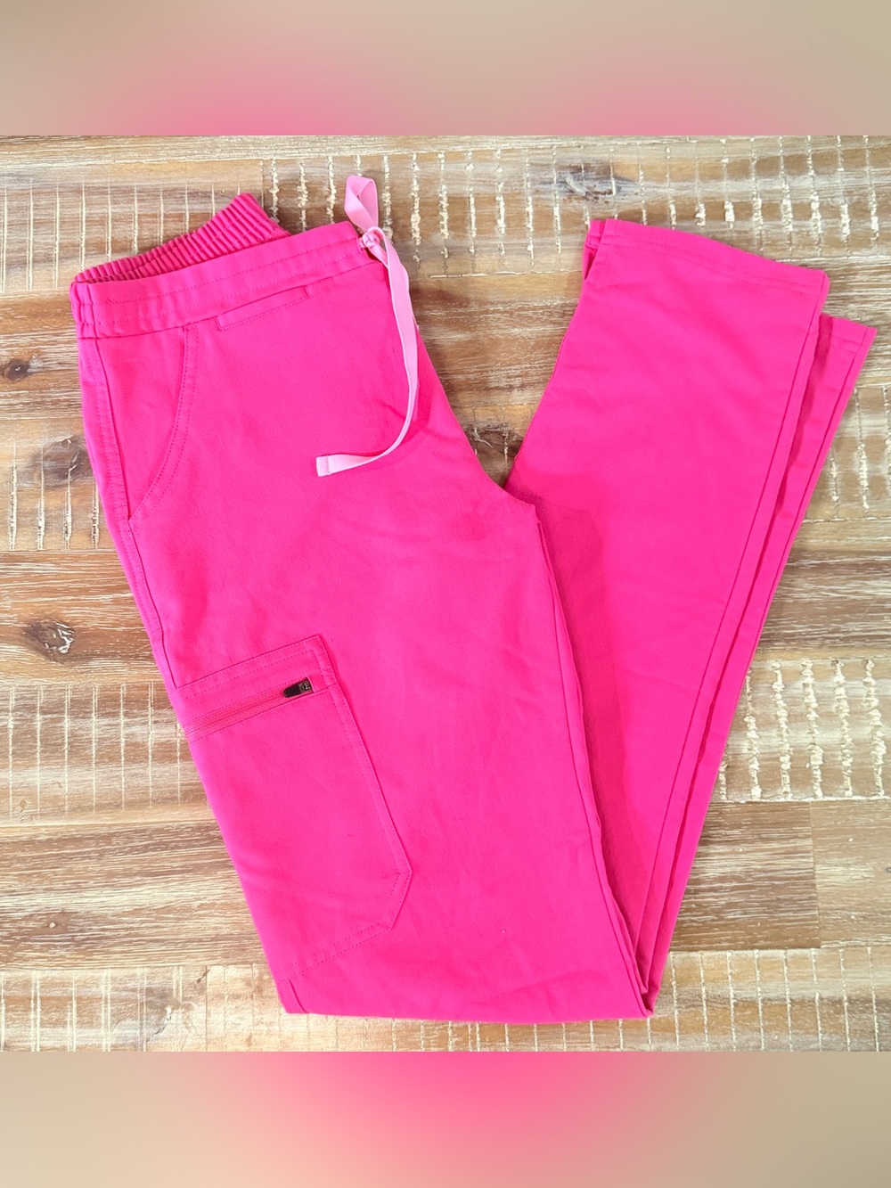FIGS Shocking Pink High Waisted Scrub pants in XS/Tall